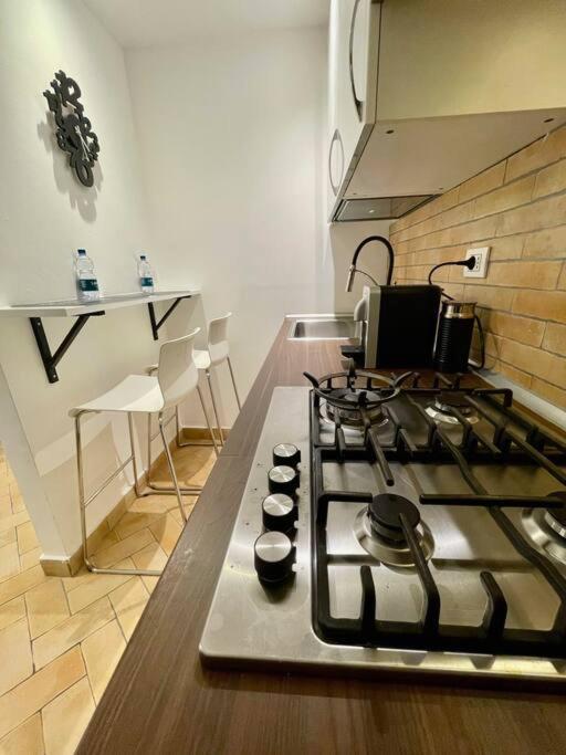 Santa Sofia Apartment Милано Екстериор снимка