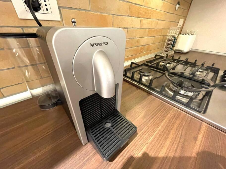 Santa Sofia Apartment Милано Екстериор снимка