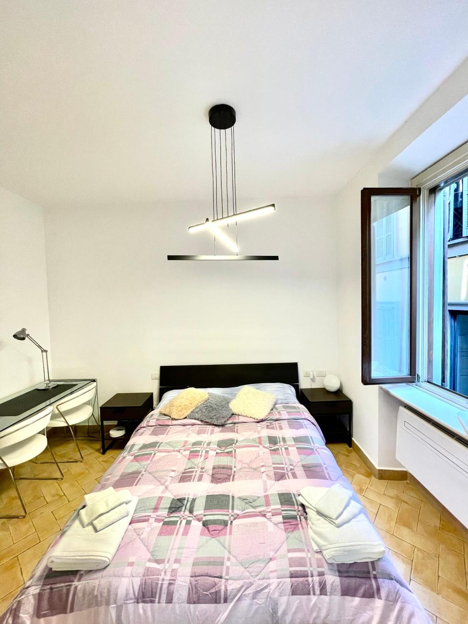Santa Sofia Apartment Милано Екстериор снимка